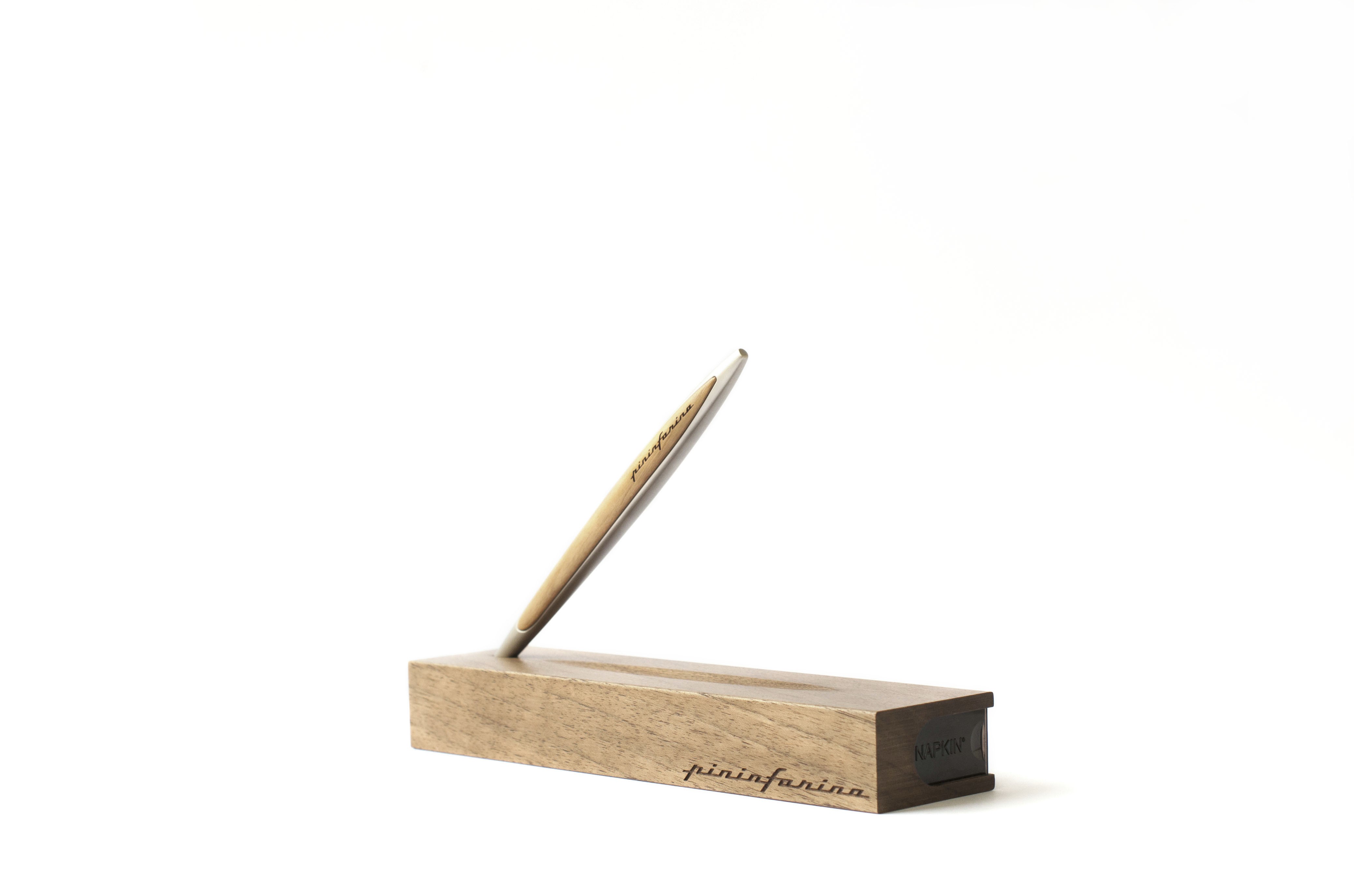 Pininfarina Cambiano Aluminium, holder